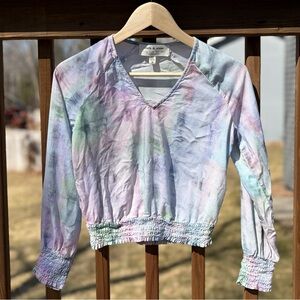 Cloth & Stone Pastel Tie-Dye V-Neck Smocked Hem Top - Multicolor